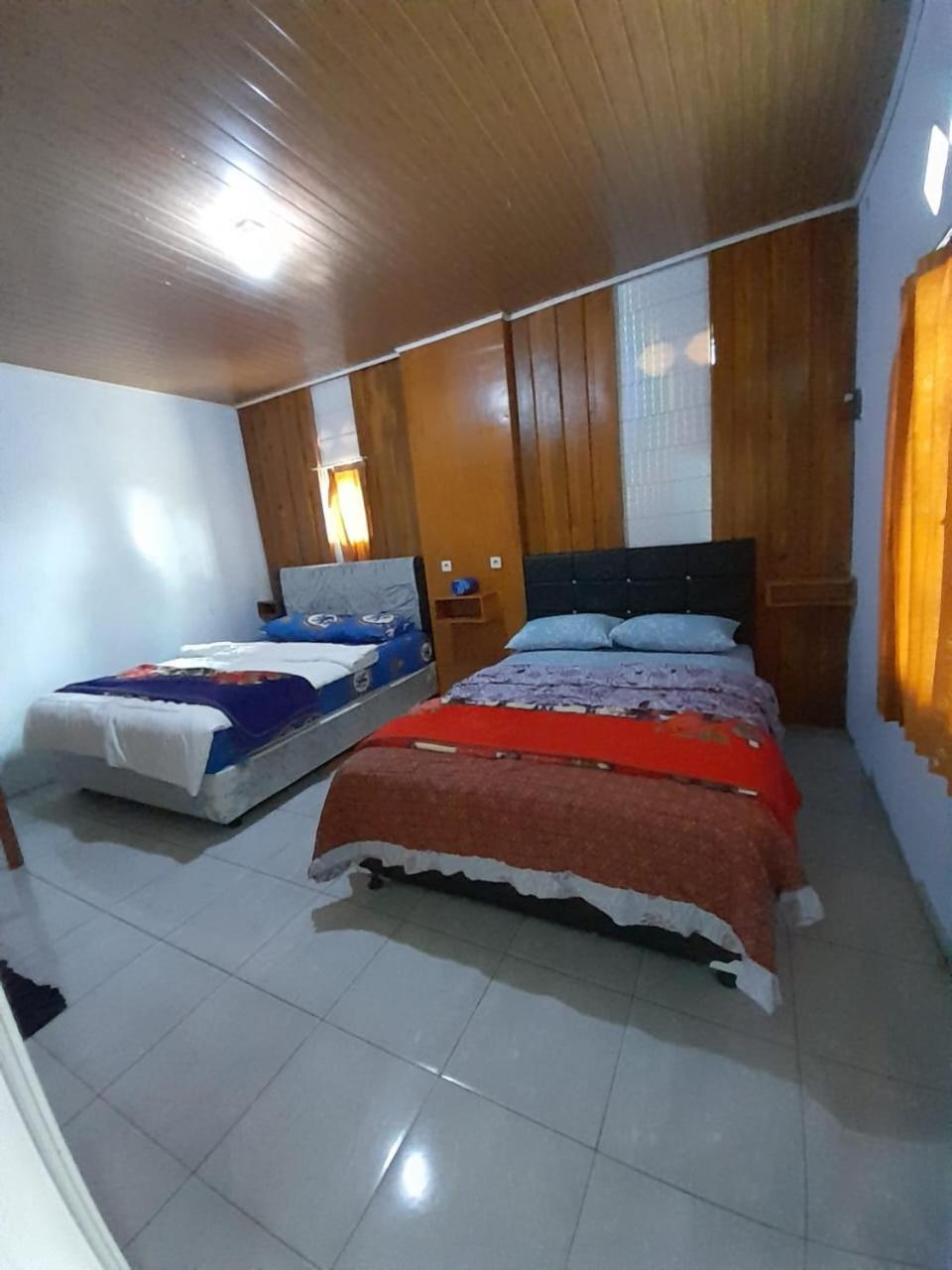 Bromo Semesta Guesthouse Probolinggo Esterno foto